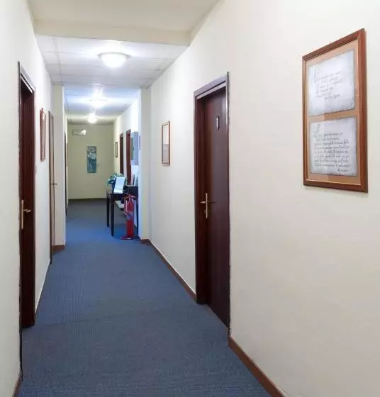 Hotelli Albergo Marsari
