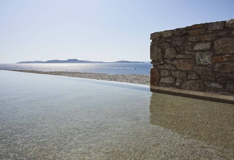 ホテル Amazon Suites