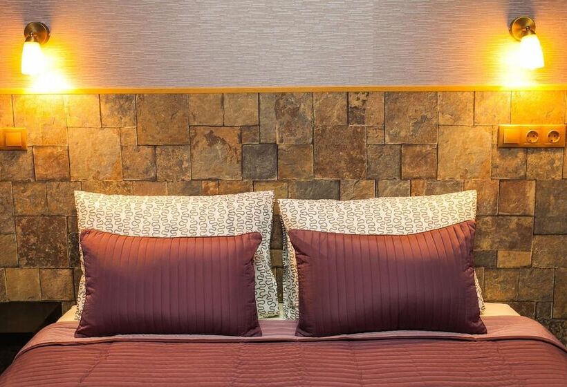 בית מלון כפרי Castello