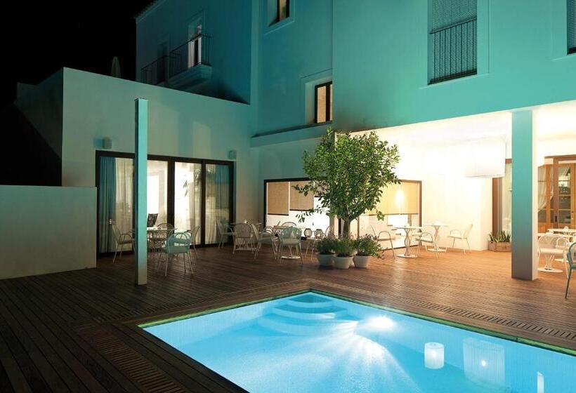 Отель Es Marès