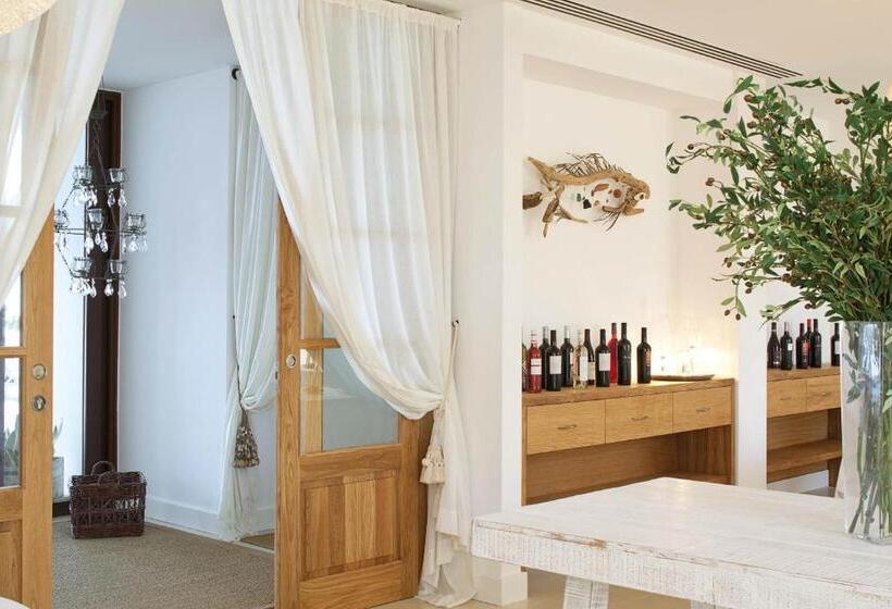 Отель Es Marès