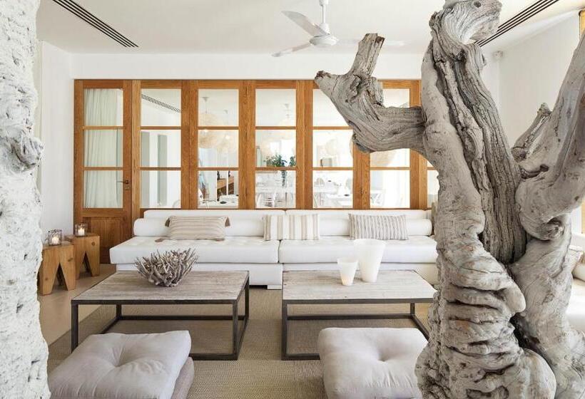 Отель Es Marès