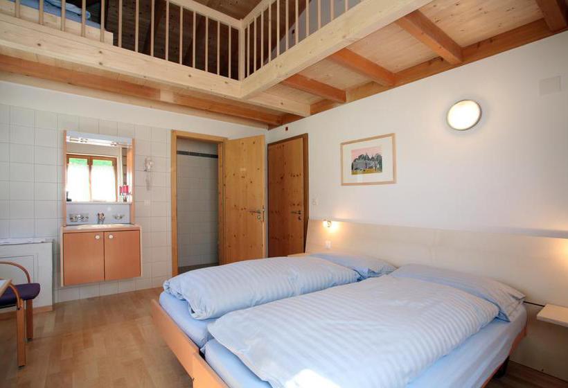 בית מלון כפרי Fontana Passugg