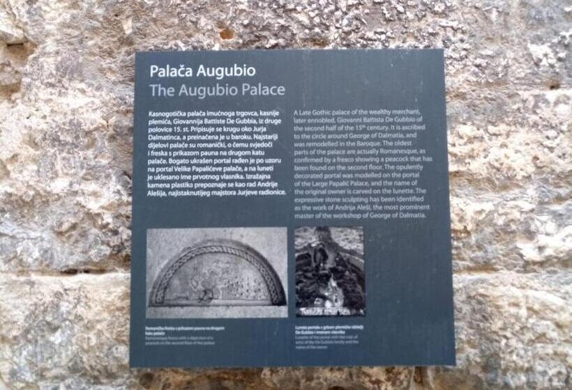 هتل Gothic Palace Heritage