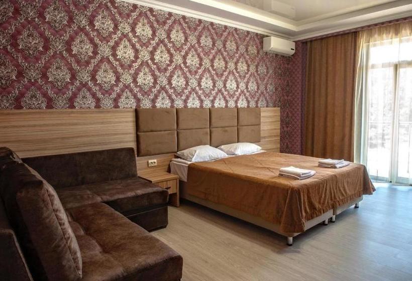 هتل Grand Paradise