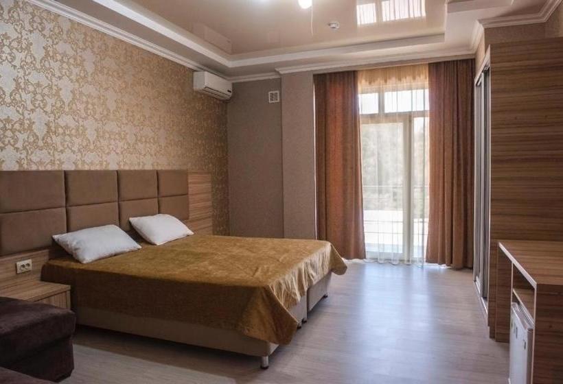 هتل Grand Paradise