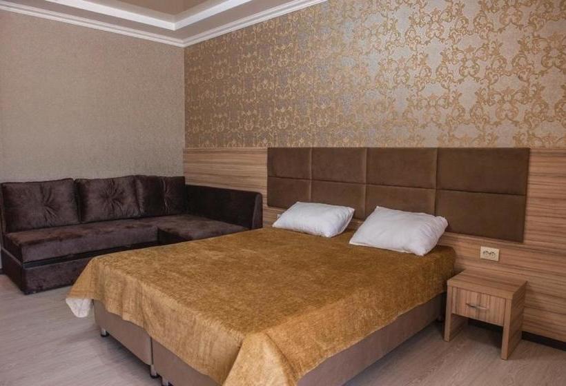 هتل Grand Paradise