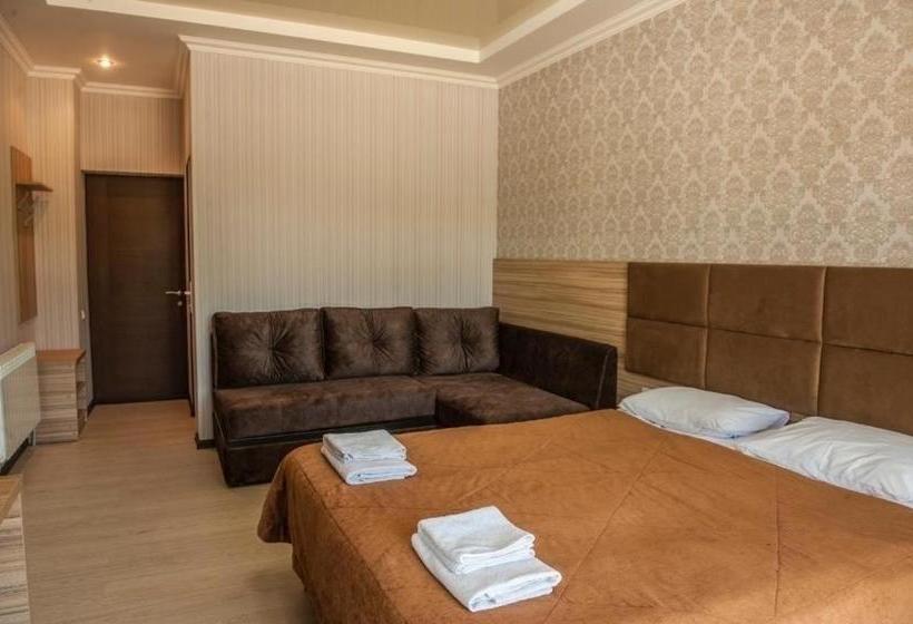 هتل Grand Paradise