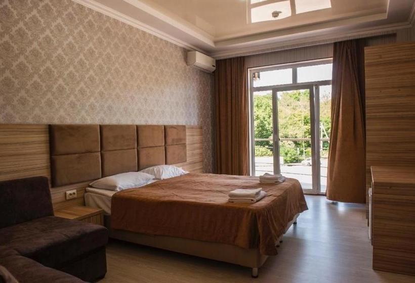 هتل Grand Paradise