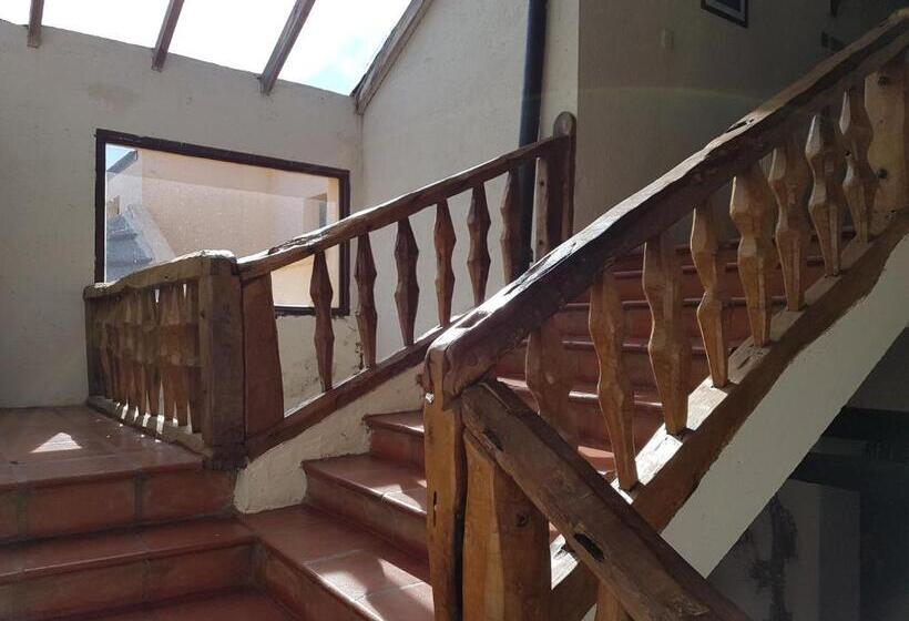 La Posta Hotel Y Refugio De Montana