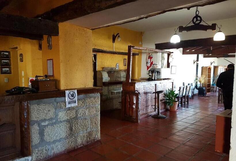 La Posta Hotel Y Refugio De Montana