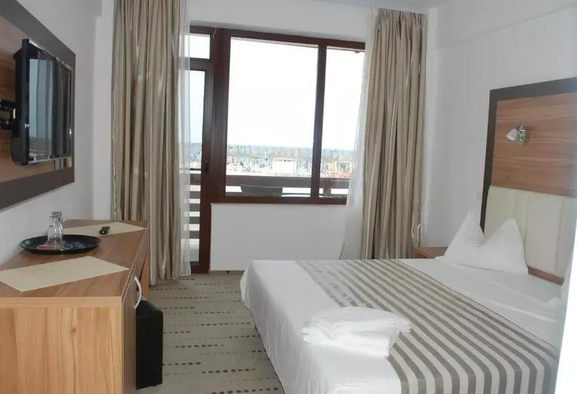Hotel Laguna