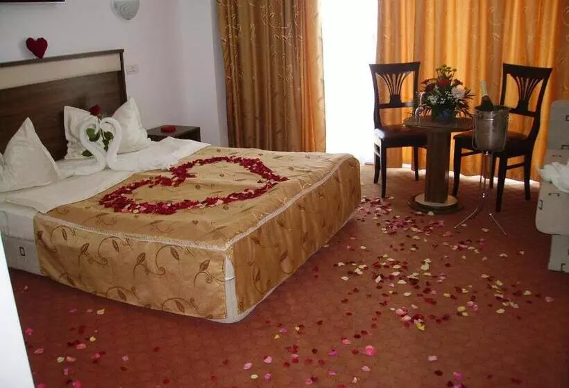 Hotel Laguna