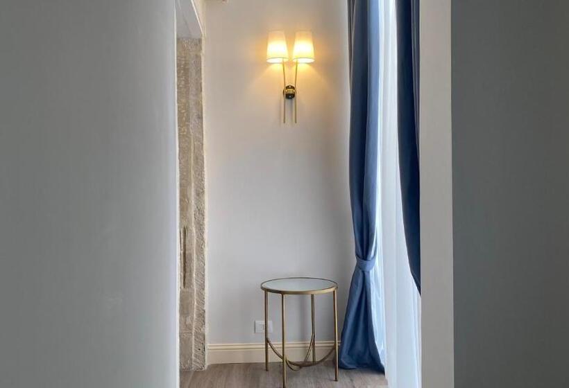 בית מלון כפרי Lanterne Magiche Ortigia Suites