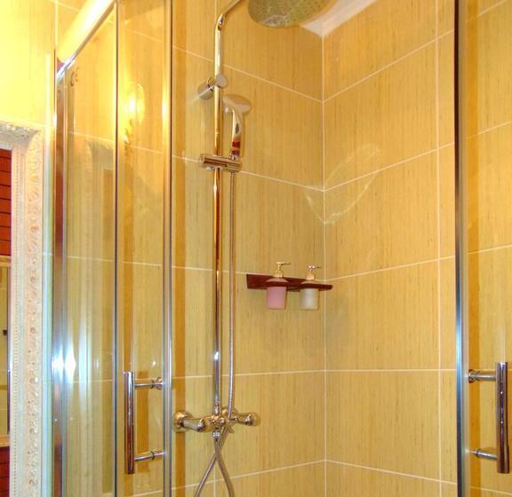 Wood Street (hotel On 5 Floor)