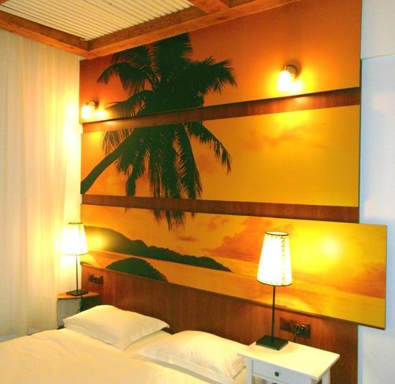 Wood Street (hotel On 5 Floor)