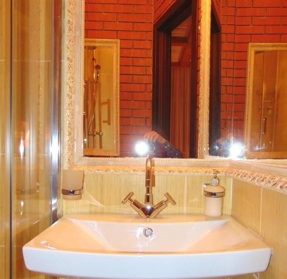 Wood Street (hotel On 5 Floor)