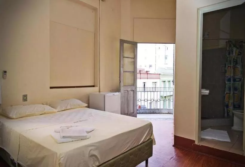 ホテル Palácio   Próx Ao Hospital Santa Casa