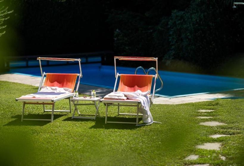 ホテル Pension Weingarten