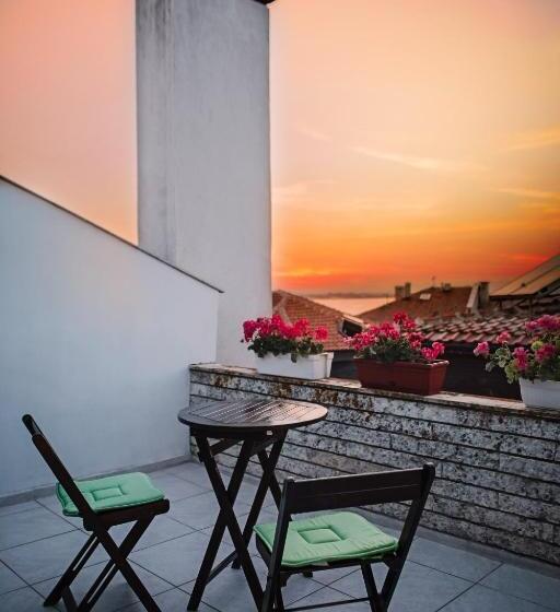 ホテル Prince Cyril