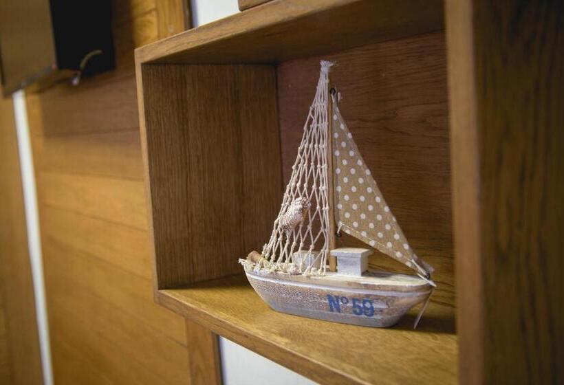 ホテル Prince Cyril