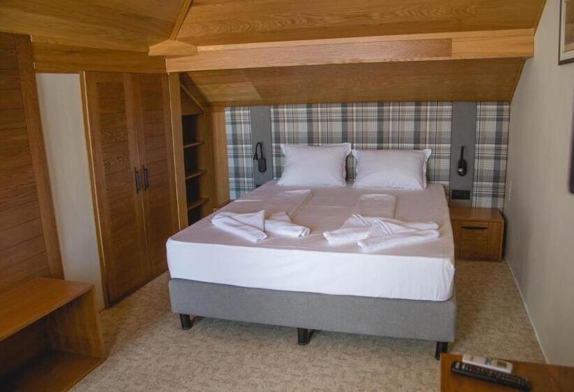 ホテル Prince Cyril