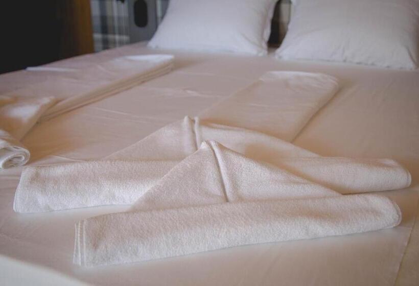 ホテル Prince Cyril