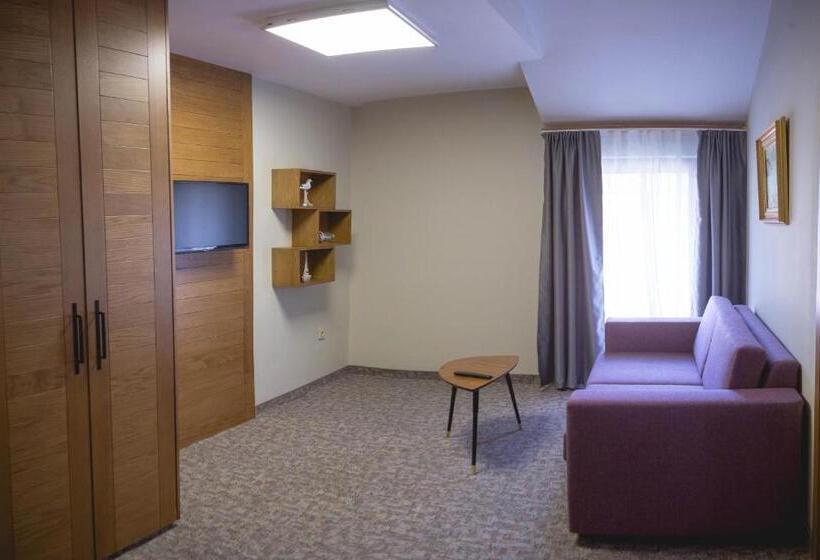 ホテル Prince Cyril