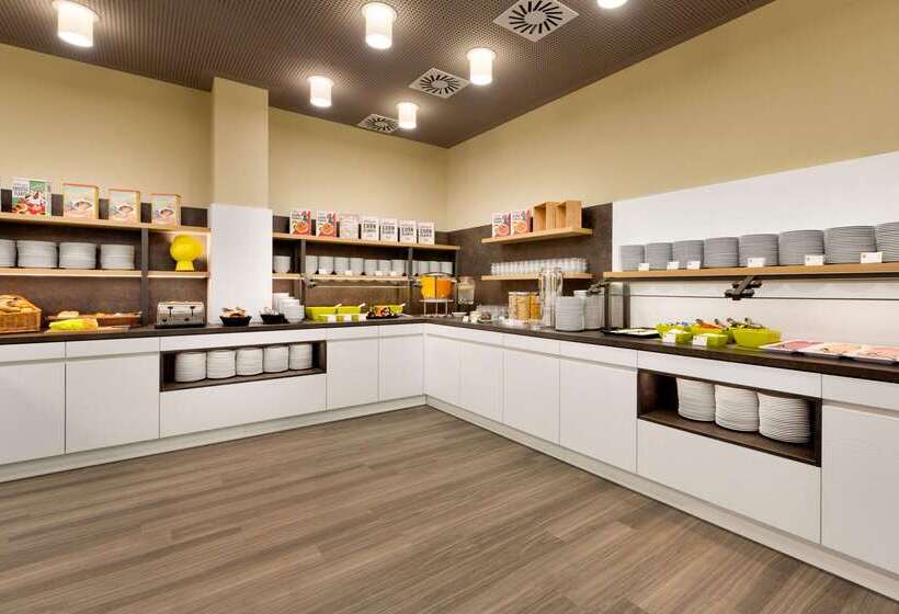 בית מלון כפרי Super 8 Freiburg