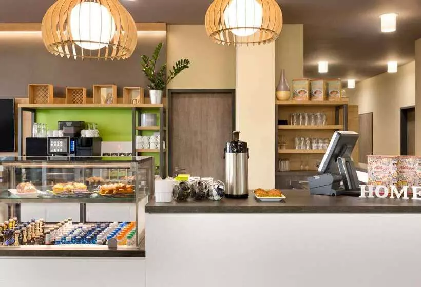ホテル Super 8 Freiburg