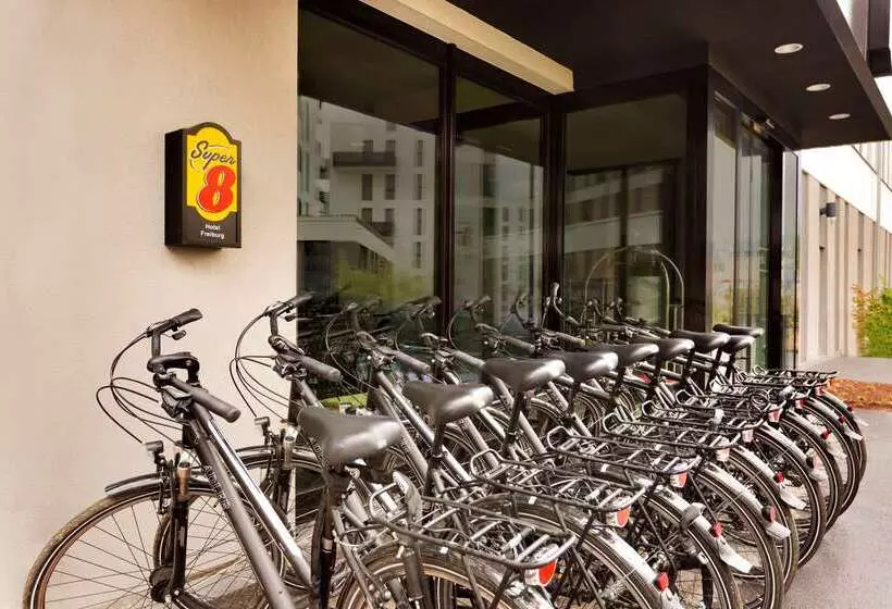 ホテル Super 8 Freiburg