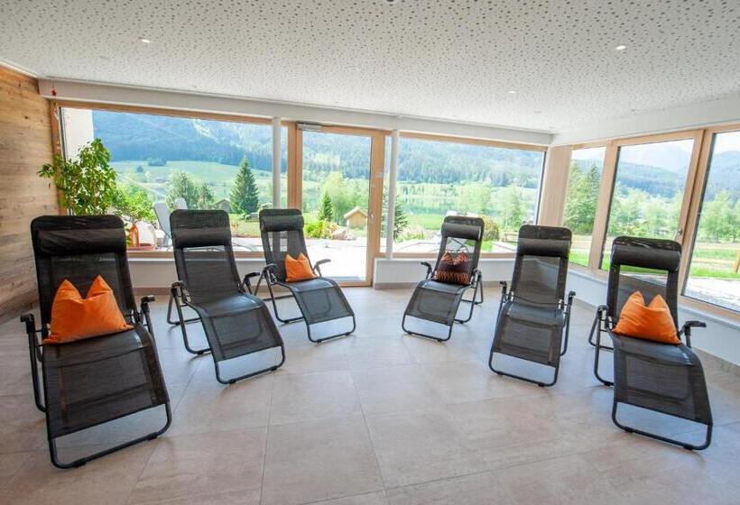 Wiesenhof, Hotel Direkt Am See