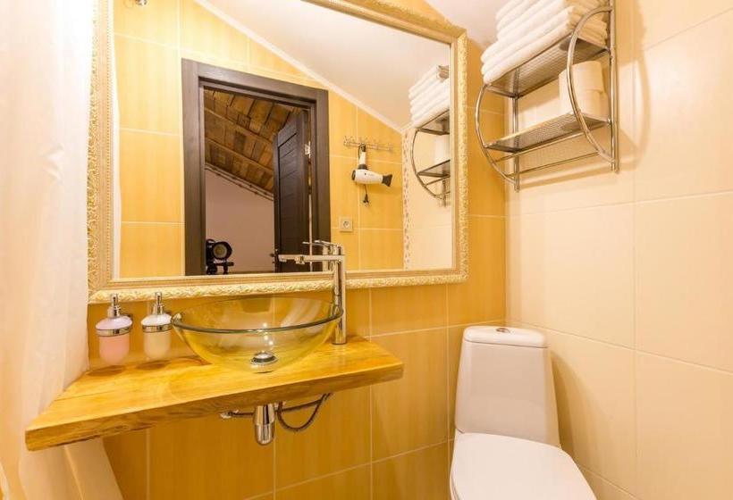 Wood Street (hotel On 5 Floor)