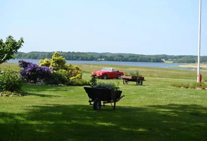 Jungshoved Præstegård B&b