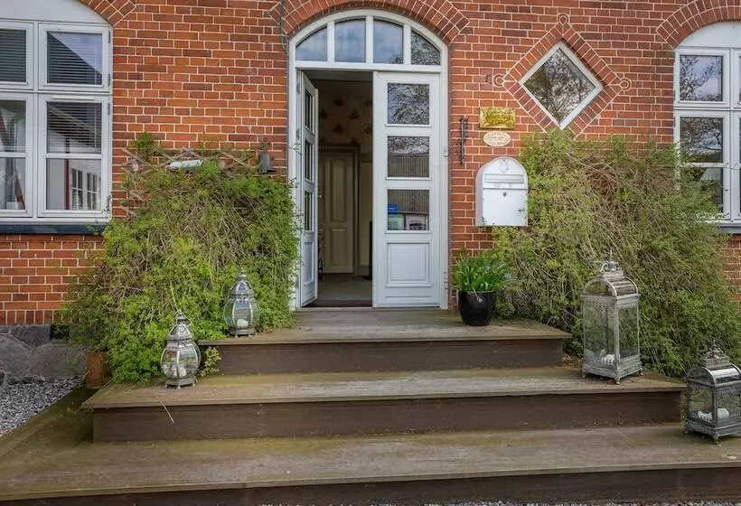 Jungshoved Præstegård B&b