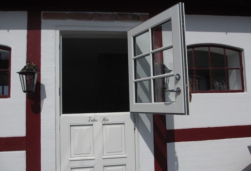 Jungshoved Præstegård B&b