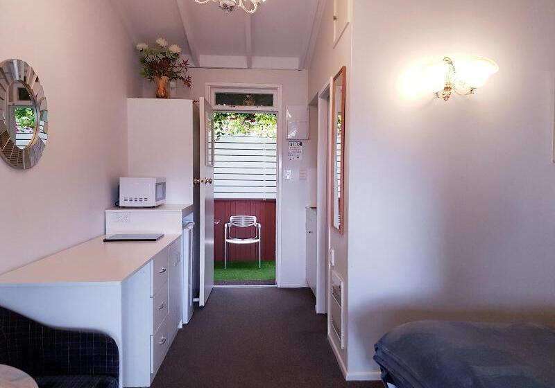 Taupo Thermal Motel & Spa