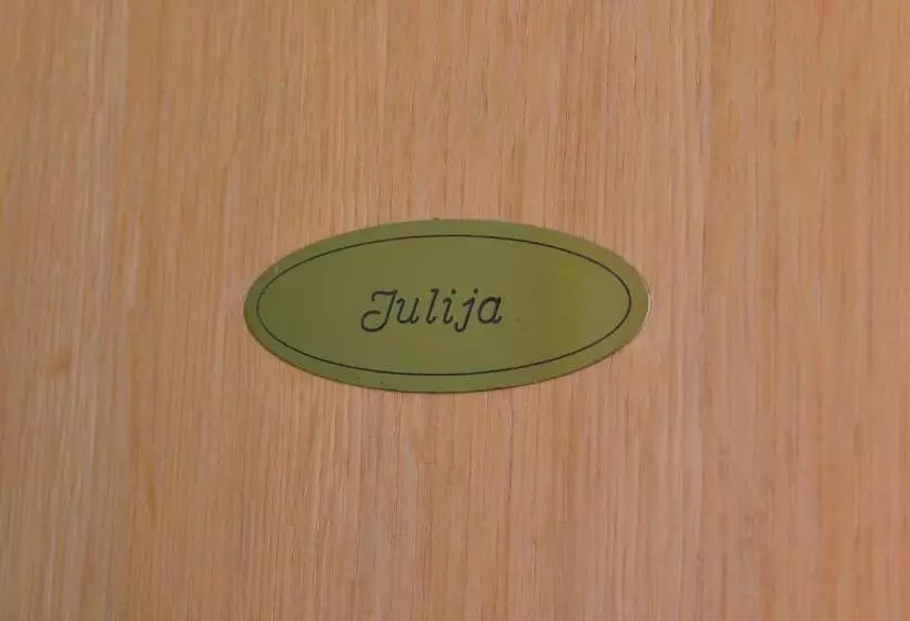 Bed And Breakfast Julia