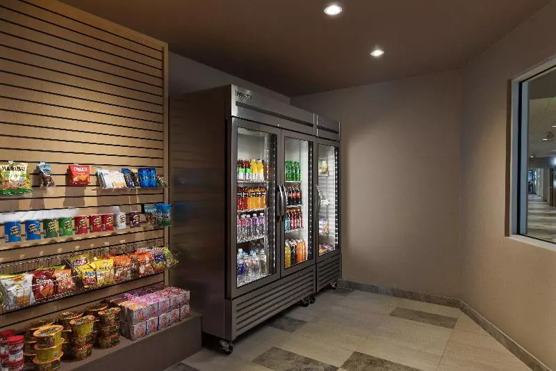 ホテル Holiday Inn Express & Suites   Portland Airport   Cascade Stn, An Ihg