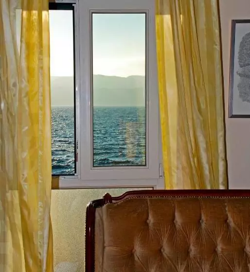 هتل Palace Vrkljan