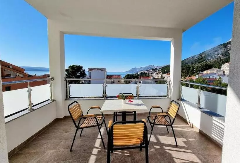 Aamiaismajoitus (B&B) Dorijini Dvori