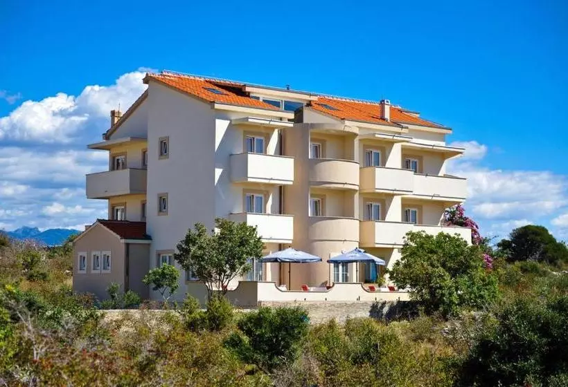 Bed & Breakfast Jugo