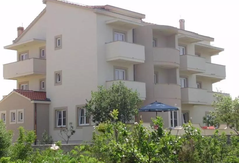 Bed & Breakfast Jugo