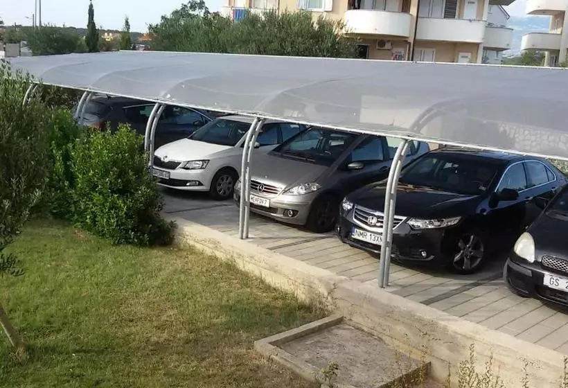 Bed & Breakfast Jugo