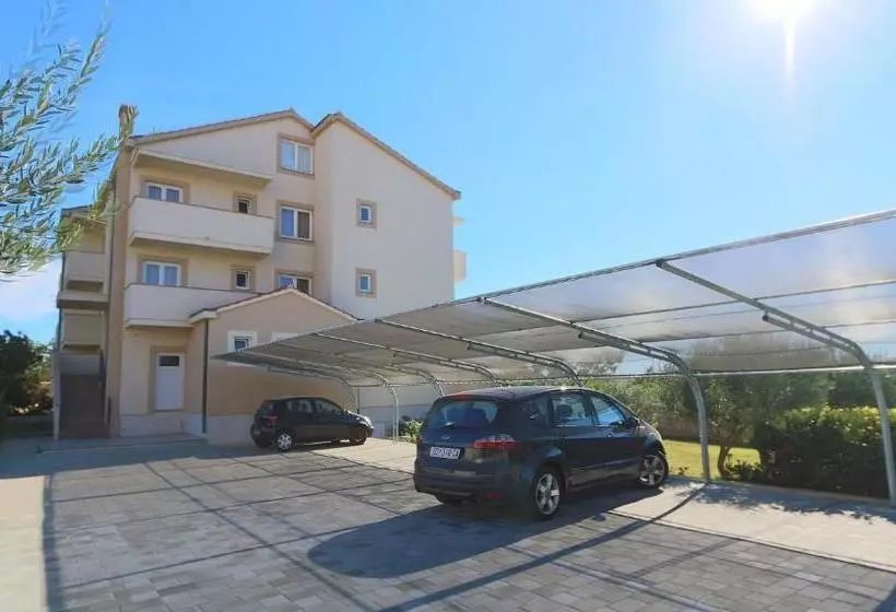 Bed & Breakfast Jugo