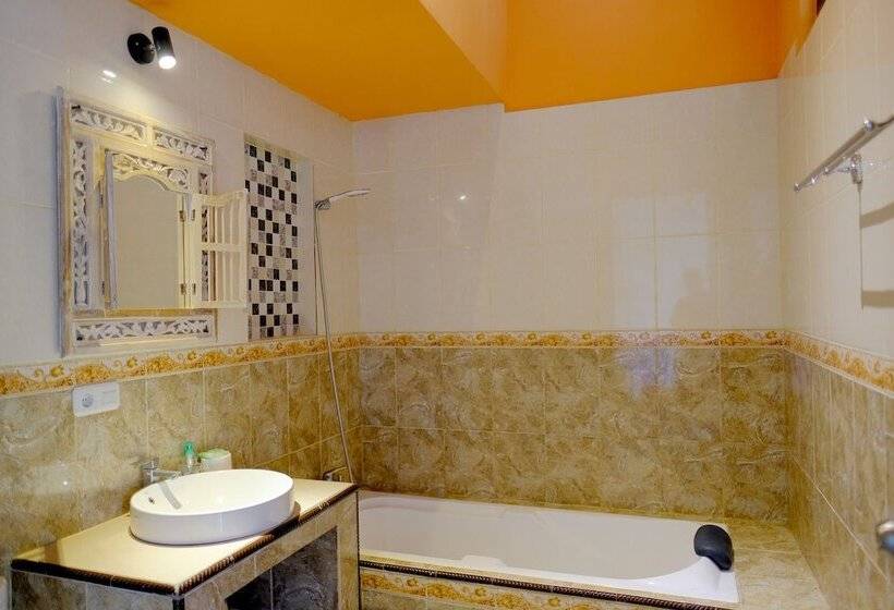 فندق Dukuh Village Villas & Art