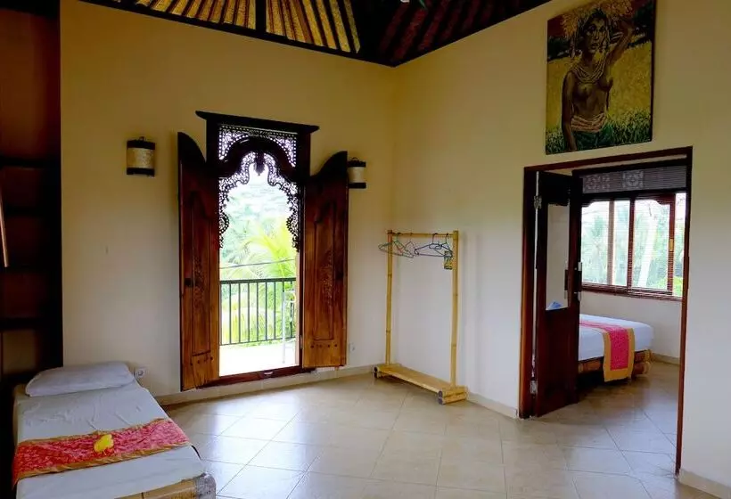 ホテル Dukuh Village Villas & Art