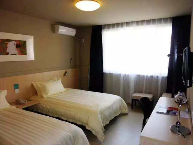 Hotelli Jinjiang Inn Taizhou Huangyan Huancheng East Road