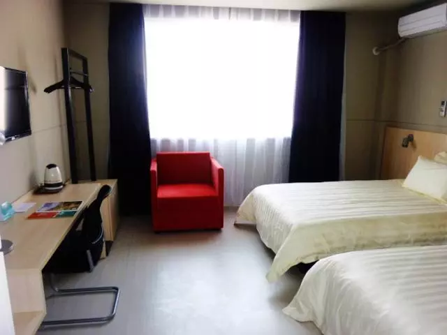 Hotelli Jinjiang Inn Taizhou Huangyan Huancheng East Road