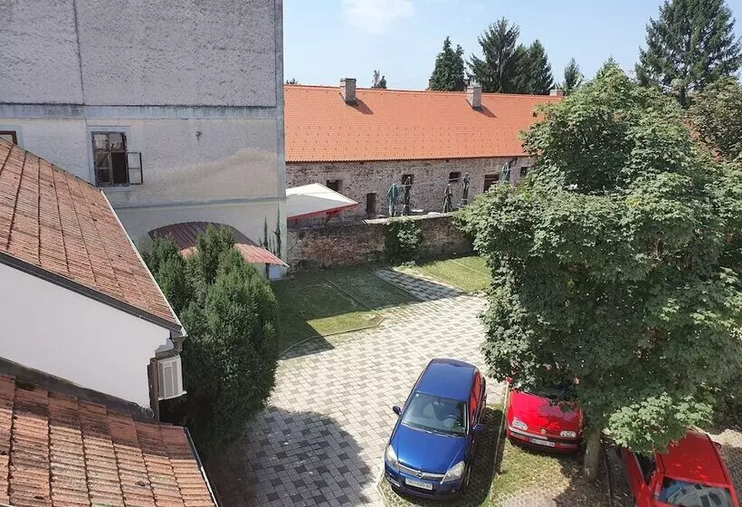 Hotelli Kralj Tomislav